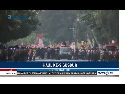 Puluhan Ribu Orang Hadiri Haul ke-9 Gus Dur di Solo