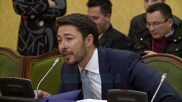 Gjykata në SHBA rrëzon Shkelzen Berishën - News, Lajme - Vizion Plus