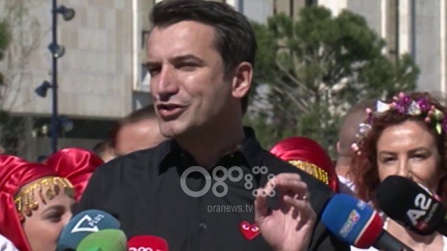 Ora News - Tirana feston Ditën e Verës, Veliaj ka një mesazh për protestuesit e opozitës