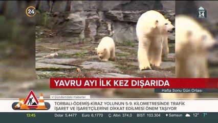 Annesiyle birlikte yüzdü