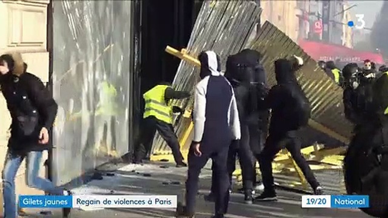 Ecoutez ces gilets jaunes qui ne cachent pas leur joie de voir le Fouquet's pillé et brûlé hier lors de la manifestation : "C'est un symbole !"
