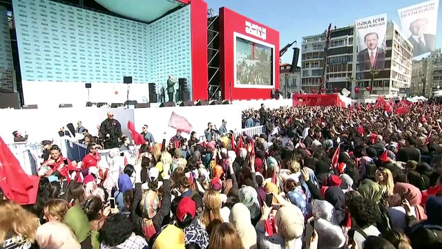 Cumhurbaşkanı Erdoğan: 'İzmir için dişe dokunur tek bir hizmeti olmayanlar, yıllarca bu şehri belli değerler ve korkular üzerinden istismar ettiler'- İZMİR