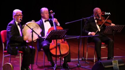 40 yıldır neşter tutan eller bu defa mikrofon tuttu