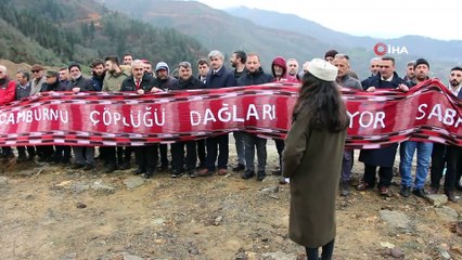Çöp tesisini yol keserek protesto ettiler