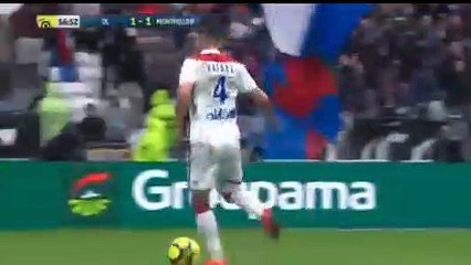 Moussa Dembele  goal Lyon vs  Montpellier 2-1