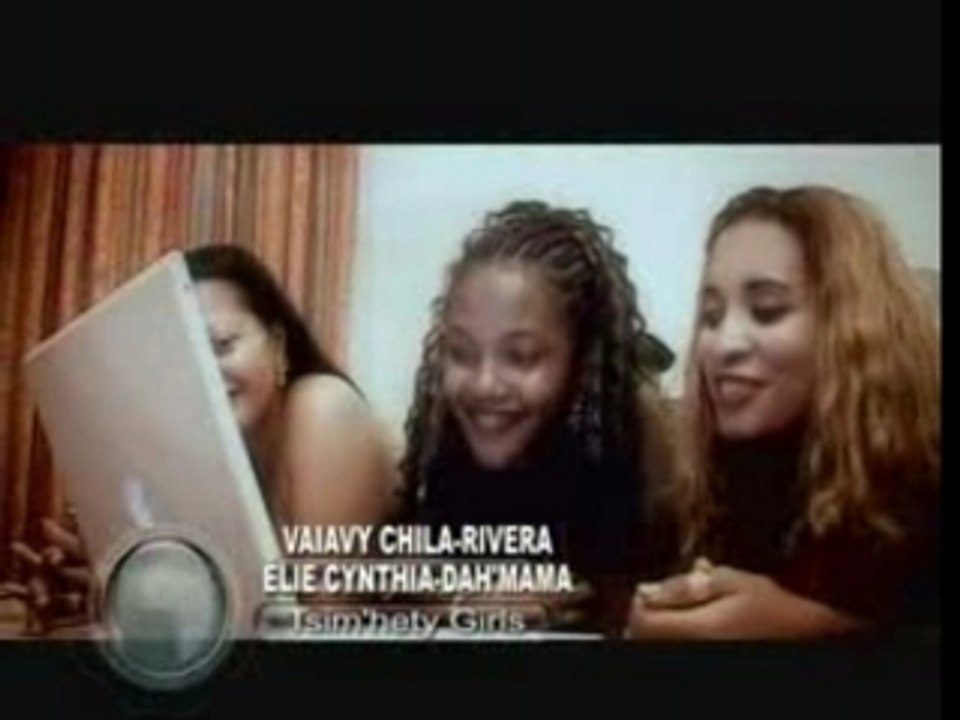 TSIMIHETY_GIRL_DAH_MAMA_CYNTHIA_RIVERA_CHILA_TSIMIHETY_GIRL