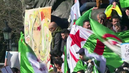 Algérie: rassemblement anti-Bouteflika à Paris