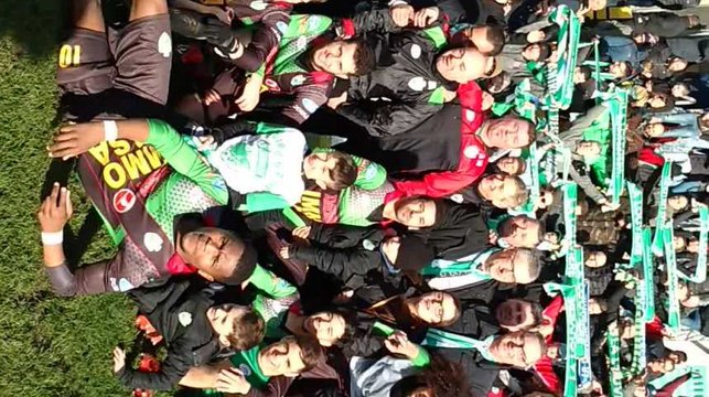 Photo de famille pour La Louvière champion. Vidéo Éric Ghislain