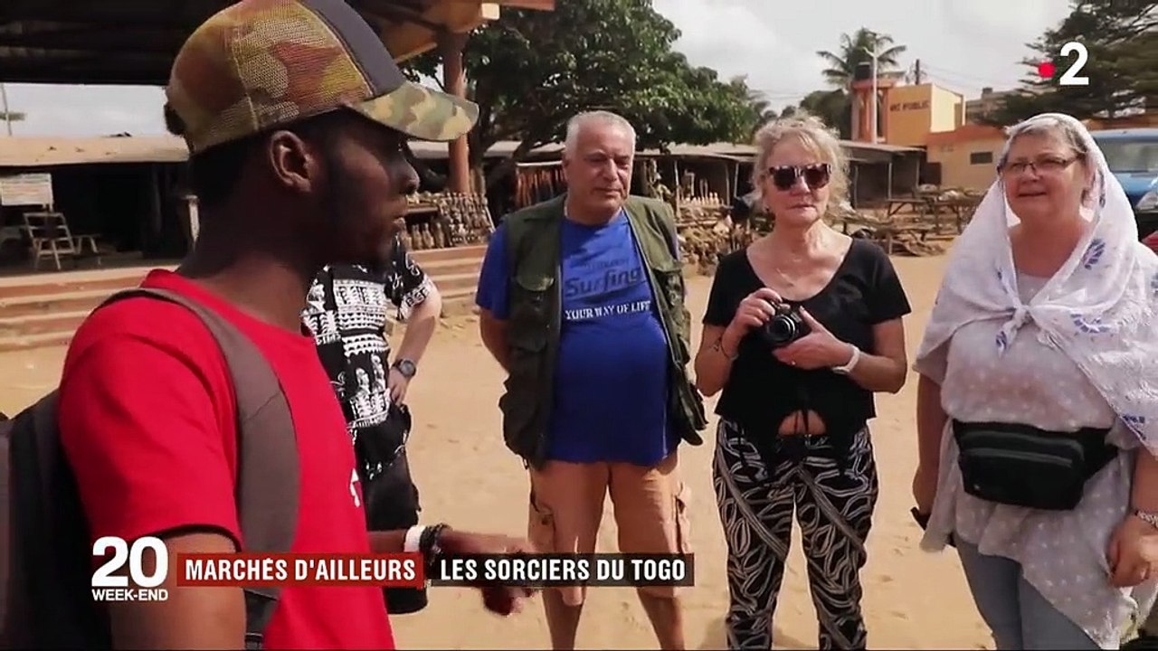 Togo : à Lomé, un marché vaudou où les sorciers promettent de tout soigner