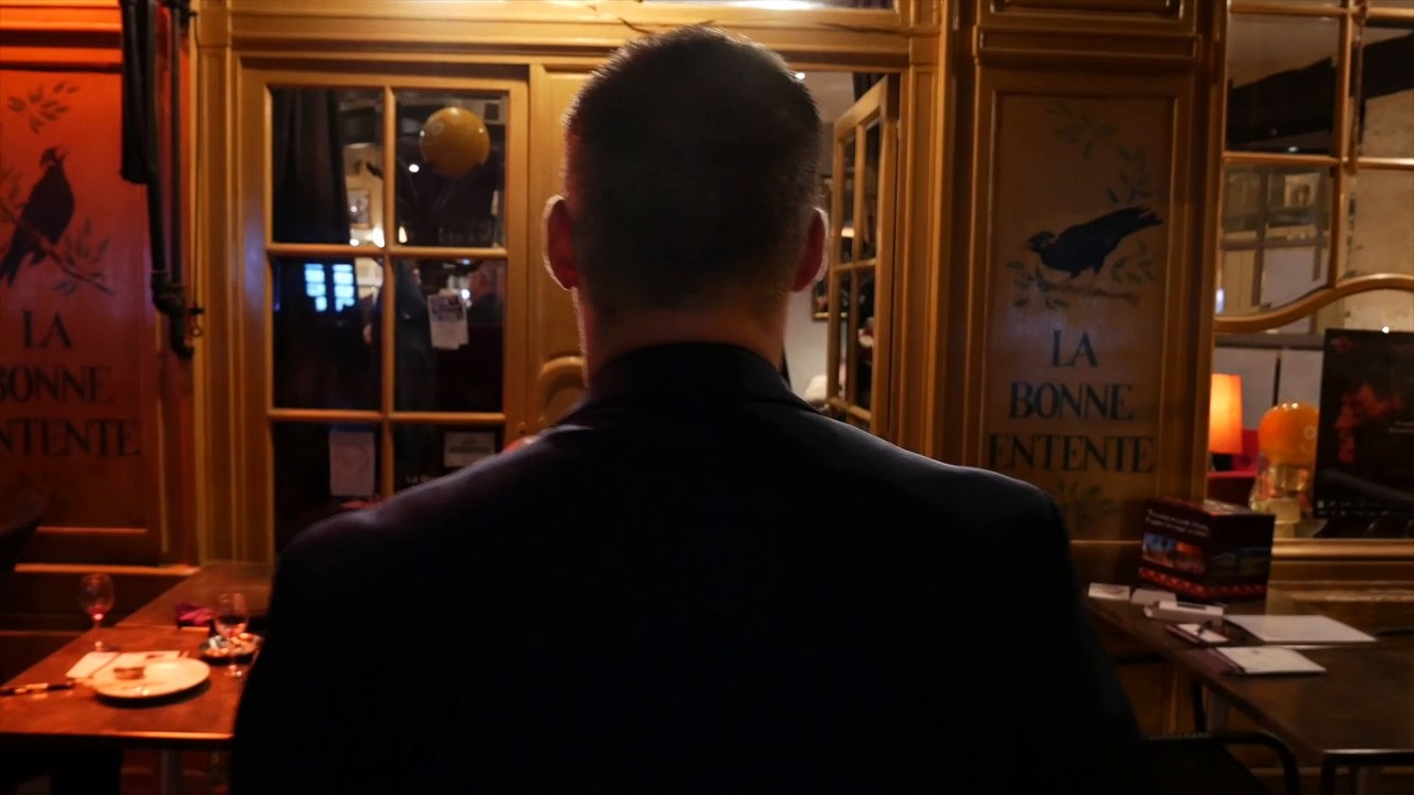 magicien mariage anniversaire Paris (75) Seine-et-Marne (77) Yvelines (78) Essonne (91) Hauts-de-Seine (92) Seine-Saint-Denis (93) Val-de-Marne (94) Val-d'Oise (95)