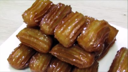 حلوة زلابية السريعة بمذااق جديد و مقرمش بالسميد و جلجلان روعة بلح الشام  حلويات رمضان معسلة 2017