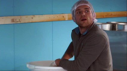 S*xy Gerrit kan het niet laten