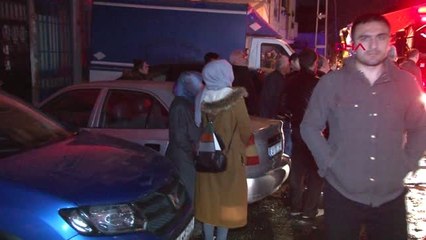 Maltepe'de Yangın: 4'ü Çocuk 12 Kişiyi İtfaiye Kurtardı Ek Görüntülerle