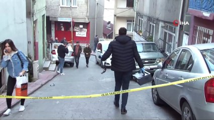 Download Video: İşe giderken maskeli iki kişinin silahlı saldırısına uğrayan bir kişi yaralandı