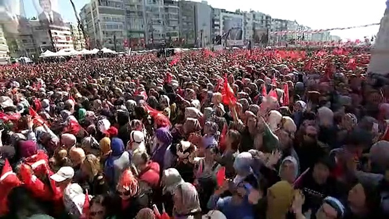 Cumhurbaşkanı Erdoğan: Soyer adaylık icazetini İzmir'den değil Kandil'den almıştır