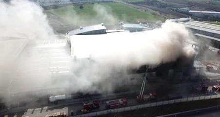 Son Dakika! Hadımköy'de 3 Katlı Fabrikada Yangın! Patlama Sesleri Duyuldu