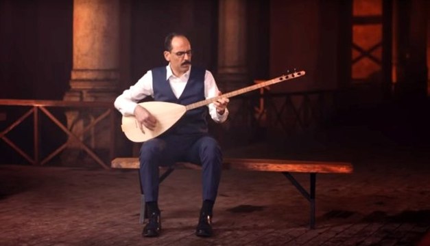 İbrahim Kalın İnce Osman Ağıdı'nı Seslendirdi