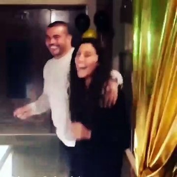 عمرو دياب يحتفل بعيد ميلاد دينا الشربيني