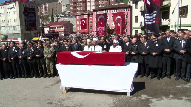 Şehit Uzman Çavuş Taşkın Temel memleketi Gümüşhane'de son yolculuğuna uğurlandı