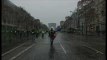 Gilets Jaunes : pourquoi la manifestation sur les Champs-Elysées n'a pas été contrôlée ?