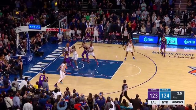 Basket-Ball - NBA - Mario Hezonja Denies LeBron James GAME-WINNER! - Lakers vs Knicks March 17 2019
