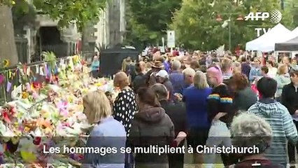 Les Néo-zélandais rendent hommage aux victimes