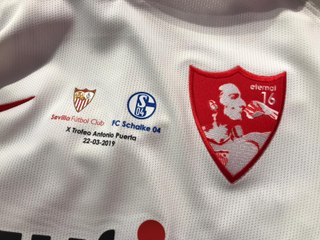 Así será la camiseta del Sevilla en el trofeo Antonio Puerta - Vídeo  Dailymotion