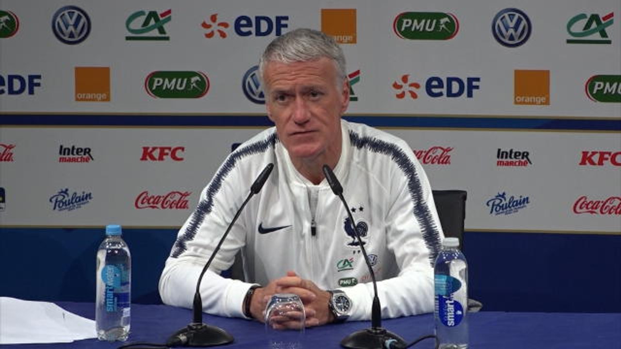Bleus - Deschamps : "Mandanda a toujours le statut de numéro 2"