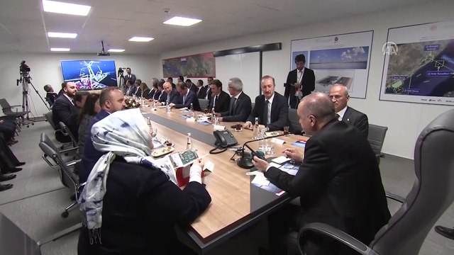 Erdoğan, 1915 Çanakkale Köprüsü yapım çalışmalarına ilişkin brifing aldı (1) - ÇANAKKALE