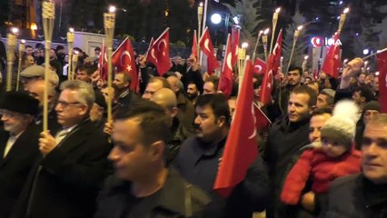 Yozgat’ta şehitler için fener alayı düzenlendi