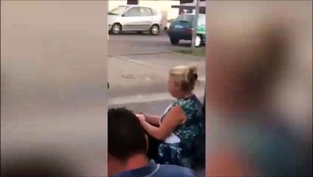 Quand un gitan s'énerve ça donne ça... Tellement drôle