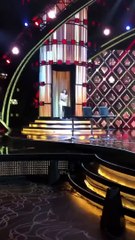 pequenos gigantes Karol sevilla assistir