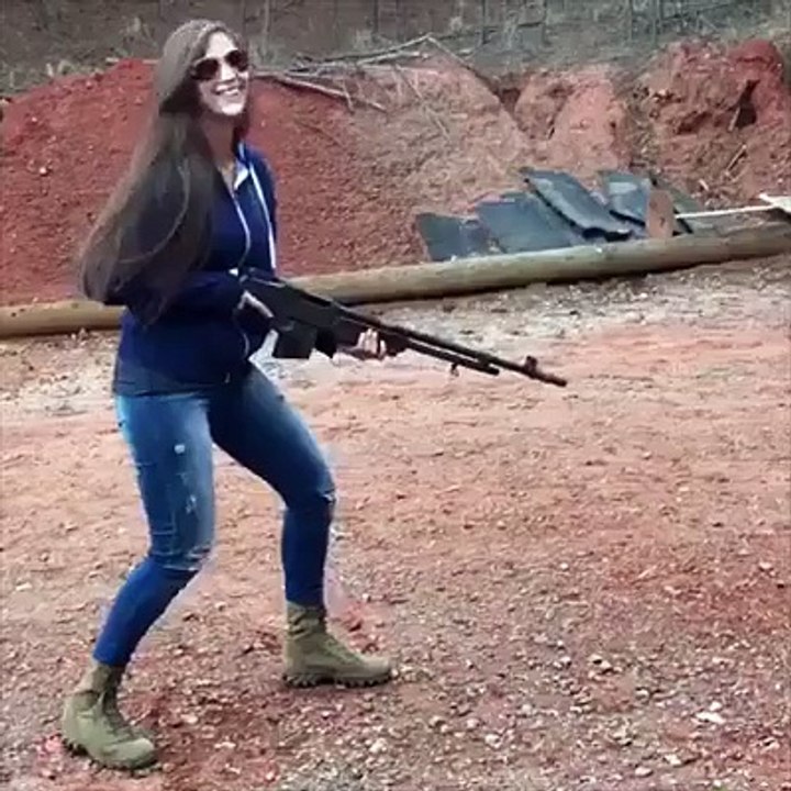 Mujeres y Armas