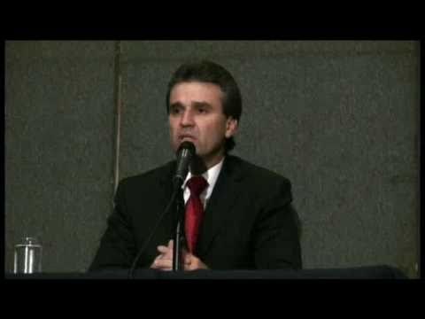 Néstor de la Torre se retira de la dirección de Selecciones Nacionales