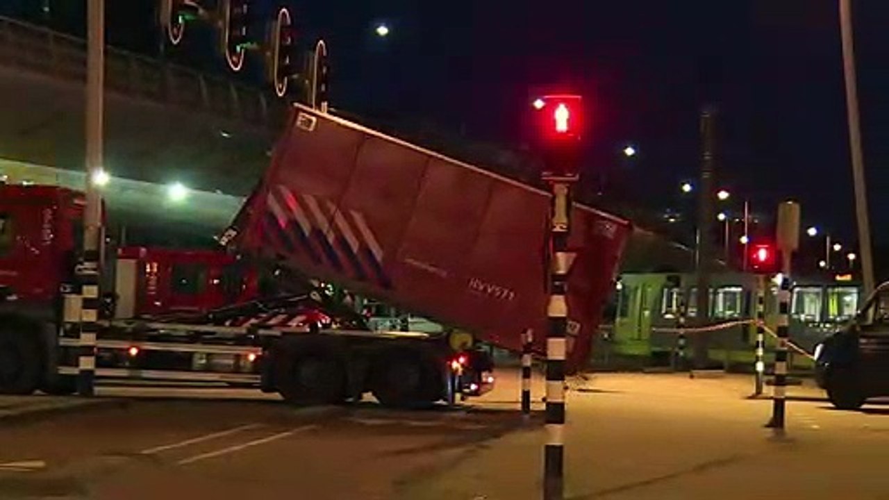 Angriff von Utrecht: Suche nach Motiv des Schützen