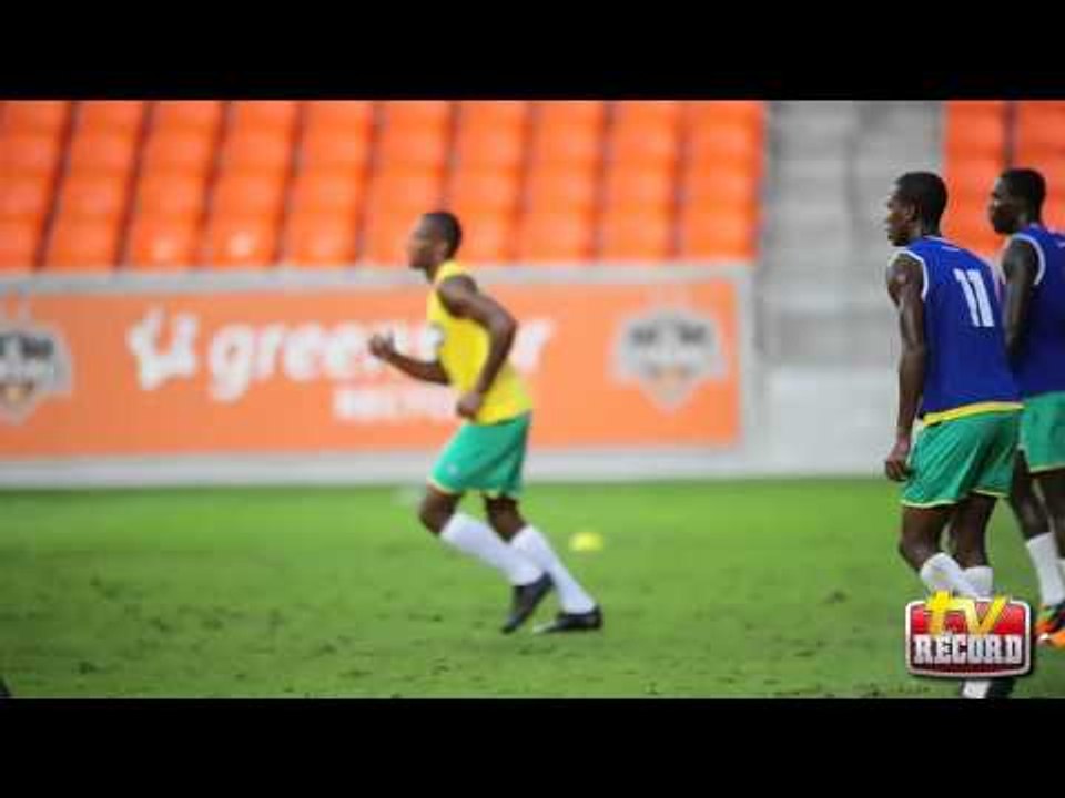 Guyana maltrata el pasto del BBVA Compass