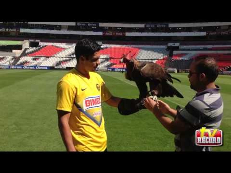 Raúl Jiménez con Celeste