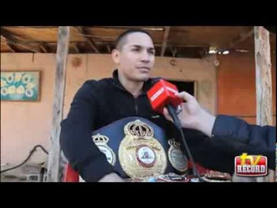 Gallo Estrada, el mejor púgil mexicano del 2013