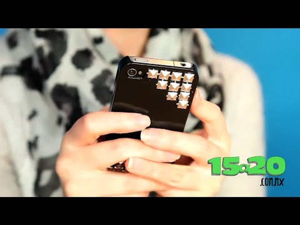 DIY Funda para tu celular con estoperoles