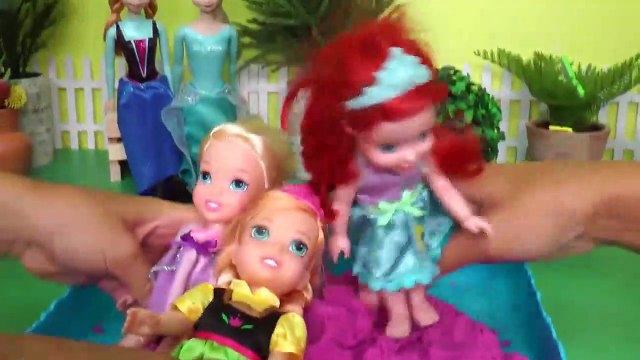 Le Camion De Sable ! Elsa & Anna les tout - petits- Géant papillon - Jeu de Sable - Château