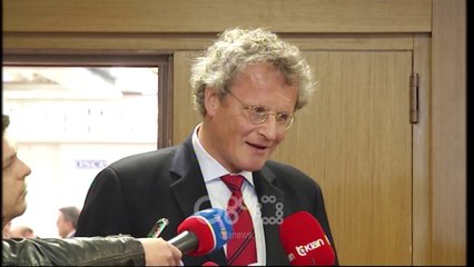 TV Ora - Ambasadori i OSBE: Djegia e mandateve e paprecedentë, nuk nxisim bojkotin zgjedhor