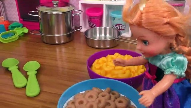 Elsa et Anna, les tout-petits à nourrir animal mignon en peluche animaux de compagnie