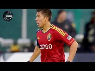 Carlos Salcedo fue presentado como refuerzo de Chivas para el C2015