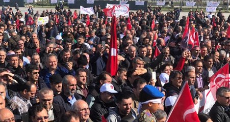 Emeklilikte Yaşa Takılanlar Tek Yürek Olup Haklarını Aradı