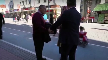 Bolu’da, CHP’li başkan adayına vatandaştan HDP tepkisi