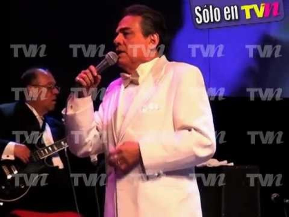 José José regesó a los escenarios con una fuerte bronquitis.