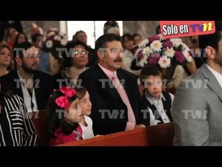 Andrea Torre y Pedro Ortiz de Pinedo bautizaron a su hija Regina