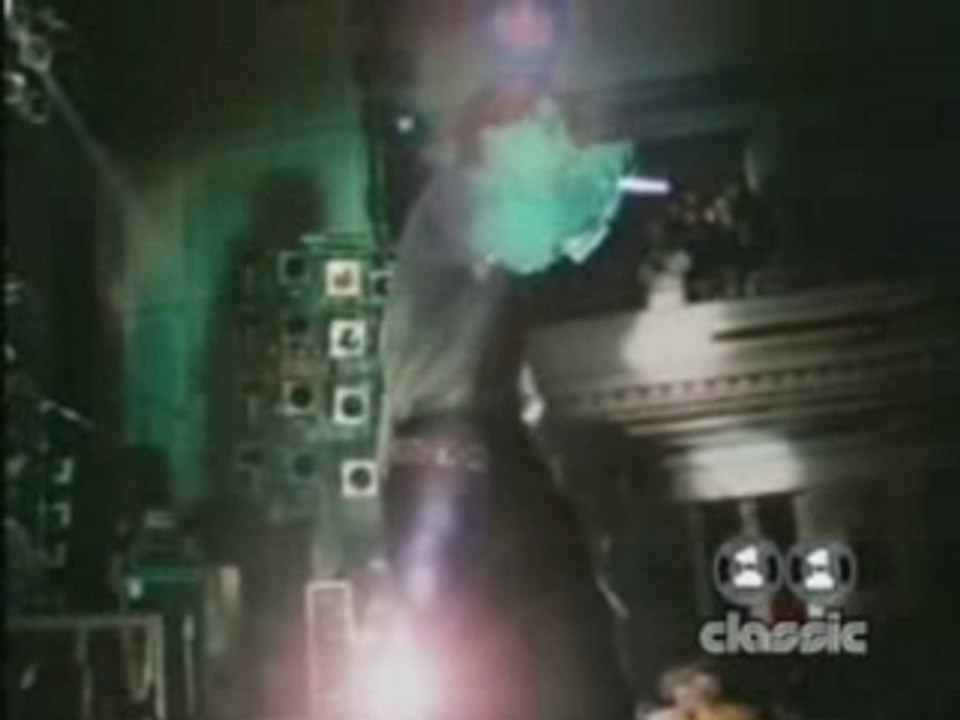 Simple Minds - Someone, somewhere in summertime Live 1982