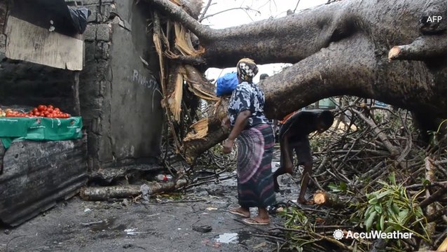 Mozambique officials say more than 90 percent of Beira may be destroyed after cyclone