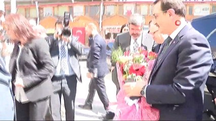 Bakan Dönmez: “Oyunu akıllıca oynamak gerekiyor”